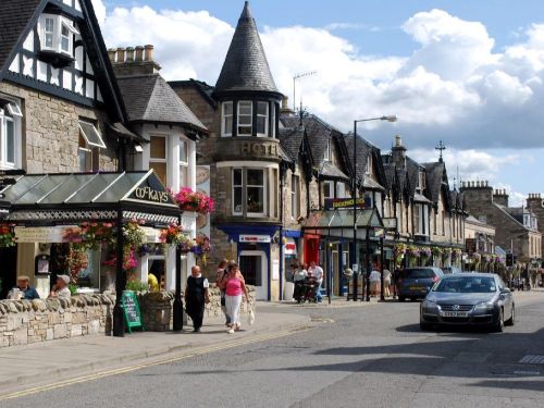 Pitlochry & The Trossachs