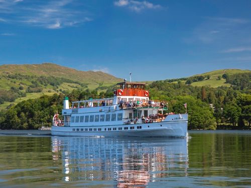 Windermere Cruise & Bowness   (Includes High Tea)